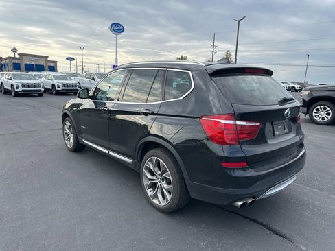 Used 2017 BMW X3 xDrive28i image 3