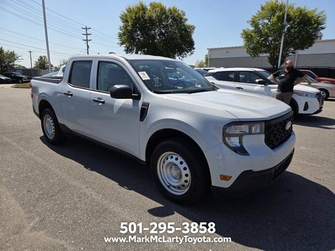 Used 2025 Ford Maverick XL w/ Equipment Group 102A AWD/4WD image 3