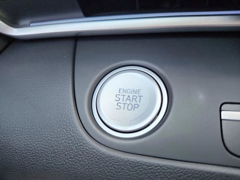 New 2026 Hyundai Elantra Limited image 11