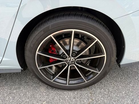 New 2026 Volkswagen Jetta GLI Autobahn FWD image 22