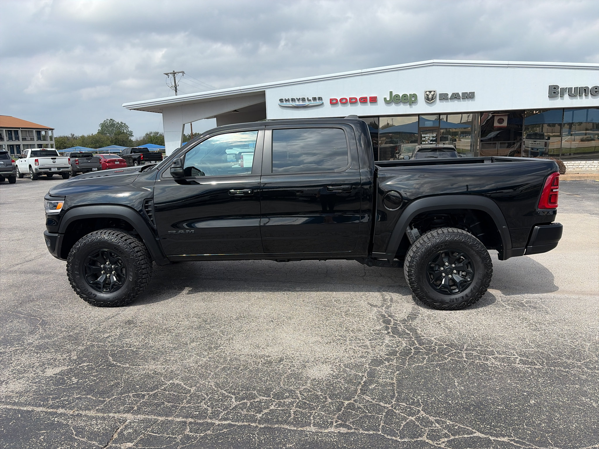 Used 2026 RAM 1500 RHO AWD/4WD image 13