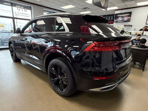 Used 2021 Audi Q8 Premium Plus w/ Premium Plus Package AWD/4WD image 11