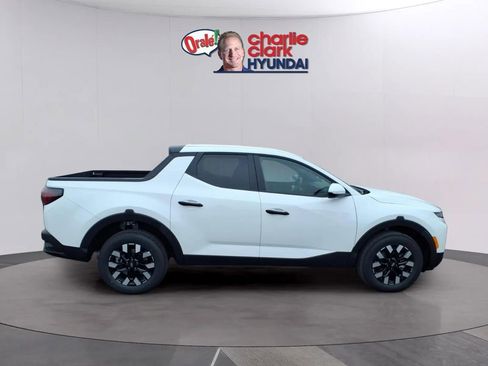 New 2026 Hyundai Santa Cruz SE FWD image 6