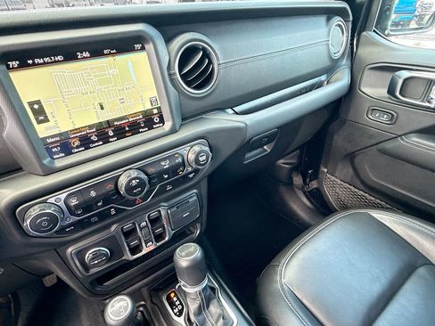 Used 2023 Jeep Wrangler Unlimited Sahara w/ Cold Weather Group image 24