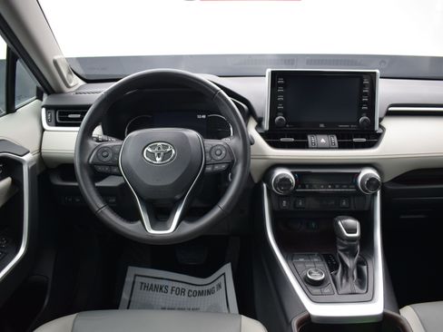 Used 2020 Toyota RAV4 Limited w/ Carpet Mat Package image 16