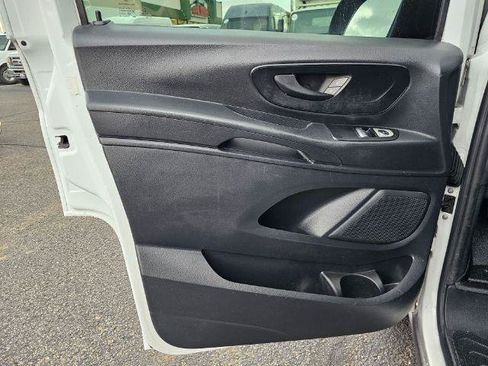Used 2016 Mercedes-Benz Metris image 18