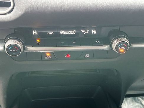 Used 2023 MAZDA CX-30 AWD 2.5 S w/ Select Package image 16