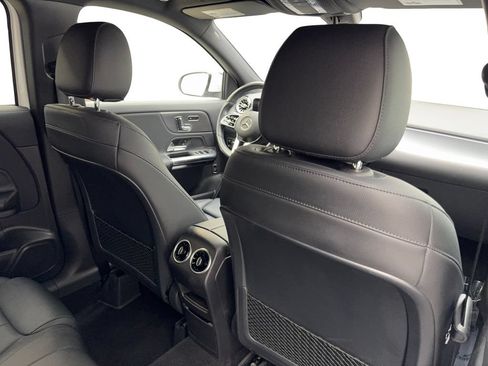 Used 2021 Mercedes-Benz GLA 250 image 38