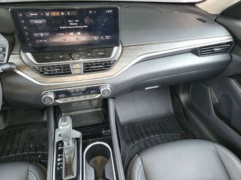 Certified 2024 Nissan Altima 2.5 SL FWD image 17