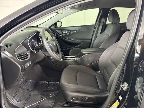 Used 2023 Chevrolet Malibu LT image 15