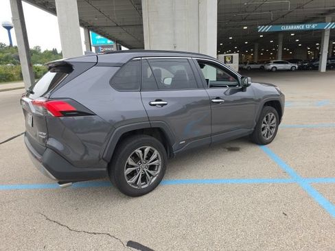 Used 2022 Toyota RAV4 Limited w/ Limited Grade Weather Package AWD/4WD image 7
