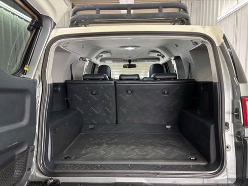 Used 2010 Toyota FJ Cruiser 4WD image 14