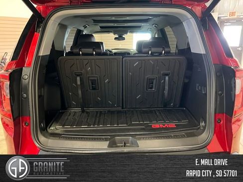Used 2022 GMC Acadia AT4 w/ Technology Package AWD/4WD image 24