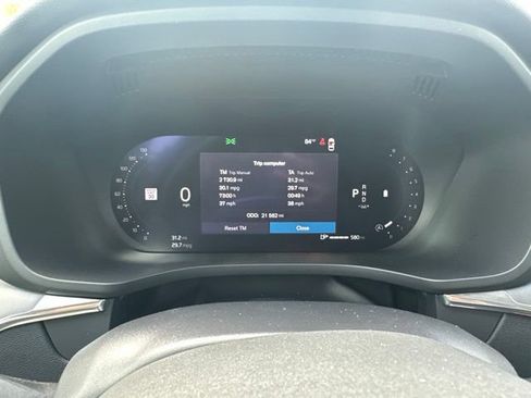 Used 2025 Volvo XC60 B5 Core w/ Climate Package AWD/4WD image 12