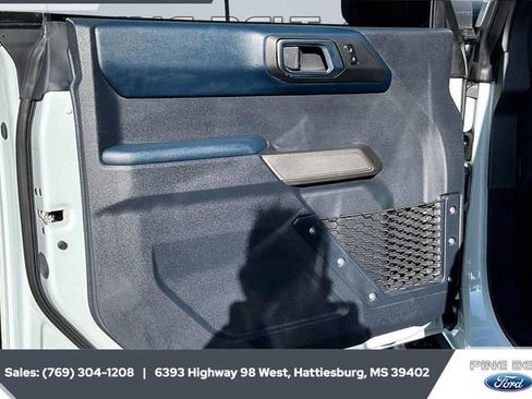 Certified 2023 Ford Bronco Outer Banks w/ Sasquatch Package image 17