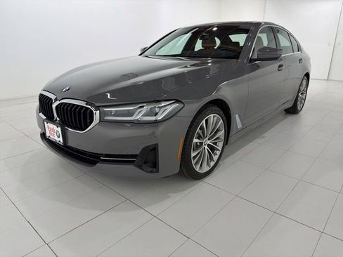 Used 2022 BMW 530i xDrive w/ Premium Package AWD/4WD image 1