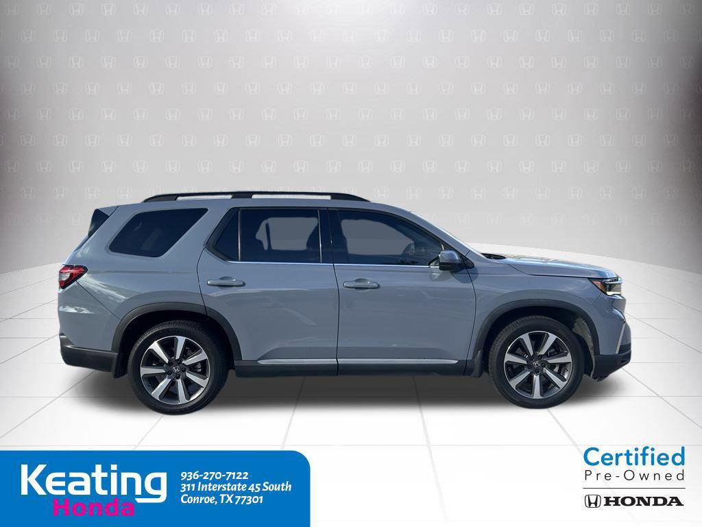 Used 2023 Honda Pilot Touring image 4