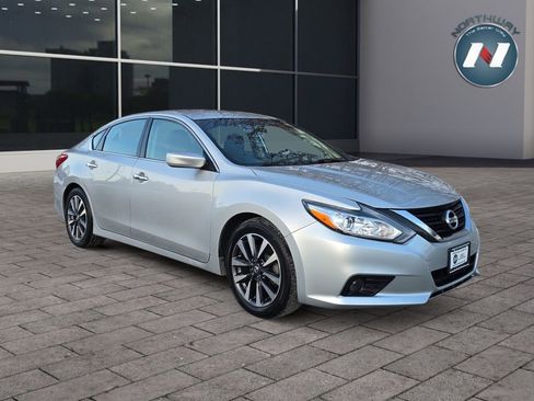 Used 2017 Nissan Altima 2.5 SV image 7