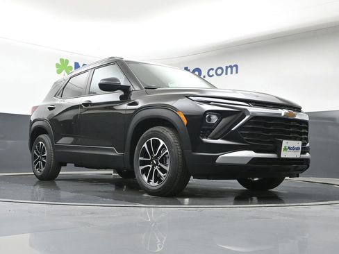 New 2026 Chevrolet TrailBlazer LT w/ Convenience Package image 25