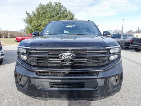 New 2026 Ford Expedition Max Platinum image 10