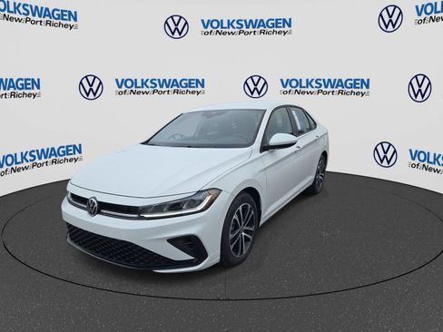Used 2026 Volkswagen Jetta Sport FWD image 4