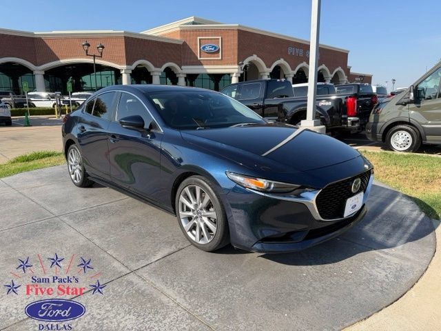 Used 2022 MAZDA MAZDA3 s FWD image 1