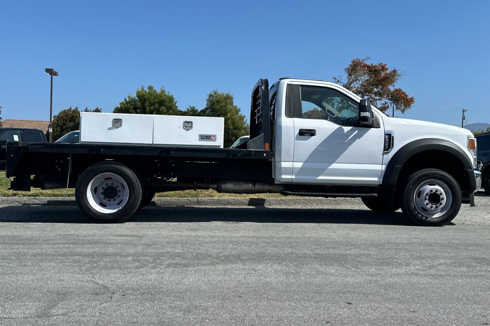 Used 2022 Ford F550 2WD Regular Cab Super Duty image 6