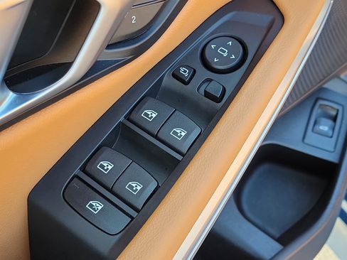 Used 2025 BMW 330i Sedan image 19