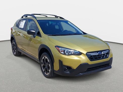 Used 2021 Subaru Crosstrek 2.0i AWD/4WD image 3