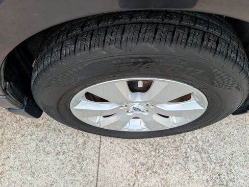 Used 2012 Subaru Outback 2.5i Limited w/ Moonroof Pkg image 24