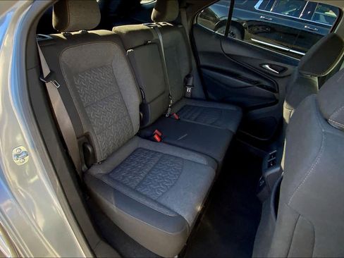 Used 2024 Chevrolet Equinox LT image 18