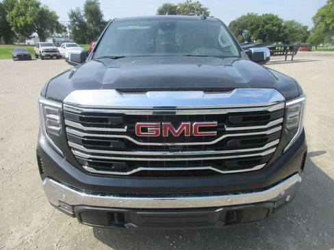 New 2026 GMC Sierra 1500 SLT w/ SLT Premium Plus Package AWD/4WD image 13