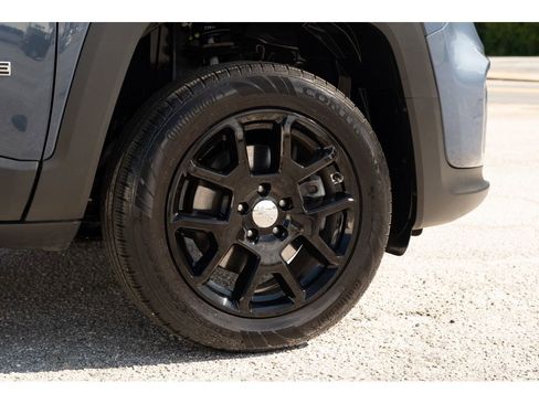 Used 2021 Jeep Renegade Latitude w/ Convenience Group image 9