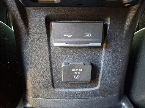 Certified 2020 Jeep Wrangler Unlimited Sahara image 11