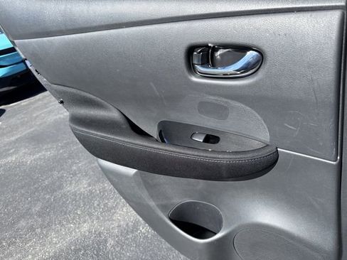 Certified 2024 Nissan Leaf SV Plus image 11