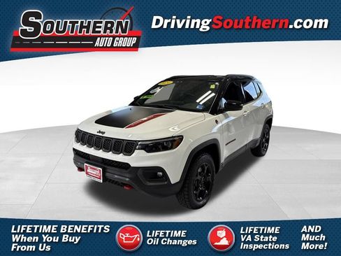Used 2024 Jeep Compass Trailhawk w/ Trailhawk Elite Group AWD/4WD image 1