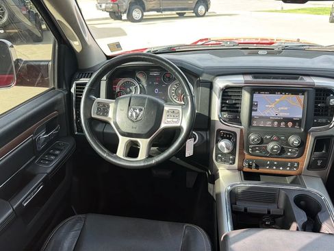 Used 2017 RAM 1500 Laramie AWD/4WD image 56