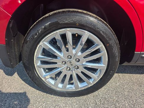 Used 2012 Lincoln MKX FWD image 21
