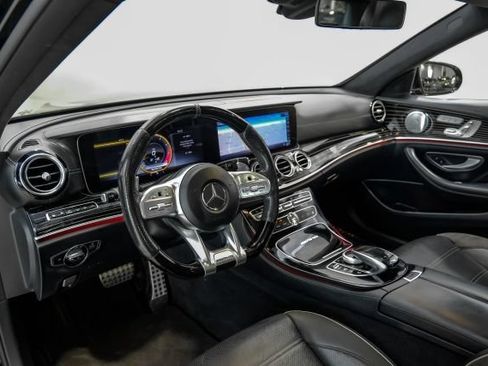 Used 2019 Mercedes-Benz E 63 AMG S w/ Driver Assistance Package image 4