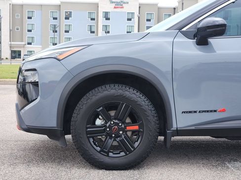 Used 2025 Nissan Rogue SV w/ Rock Creek Premium Package AWD/4WD image 6