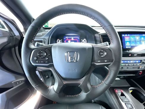 Used 2022 Honda Passport TrailSport image 21