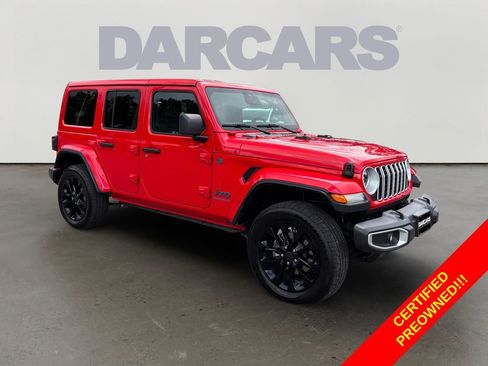 Used 2025 Jeep Wrangler Unlimited Sahara w/ Safety Group AWD/4WD image 1