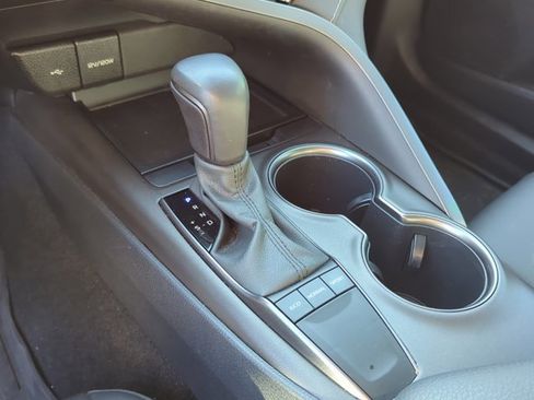 Used 2023 Toyota Camry SE image 21