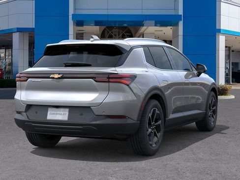 New 2026 Chevrolet Equinox EV LT image 4