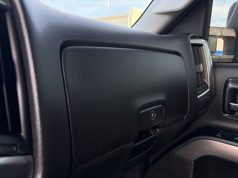Used 2019 Chevrolet Silverado 2500 LT w/ LT Convenience Package AWD/4WD image 23