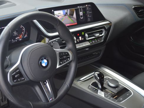 Used 2026 BMW Z4 M40i RWD image 34