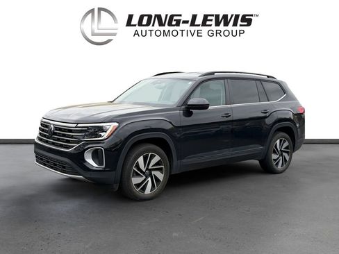 Used 2024 Volkswagen Atlas SE image 1