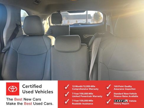 Certified 2024 Toyota Sienna XLE image 7