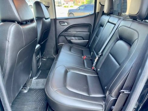 Used 2018 Chevrolet Colorado ZR2 w/ ZR2 Midnight Special Edition AWD/4WD image 11