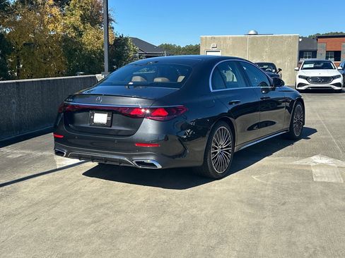 New 2026 Mercedes-Benz E 350 4MATIC Sedan image 8